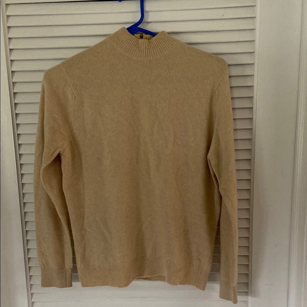 100% cashmere Lyle and Scott sweater